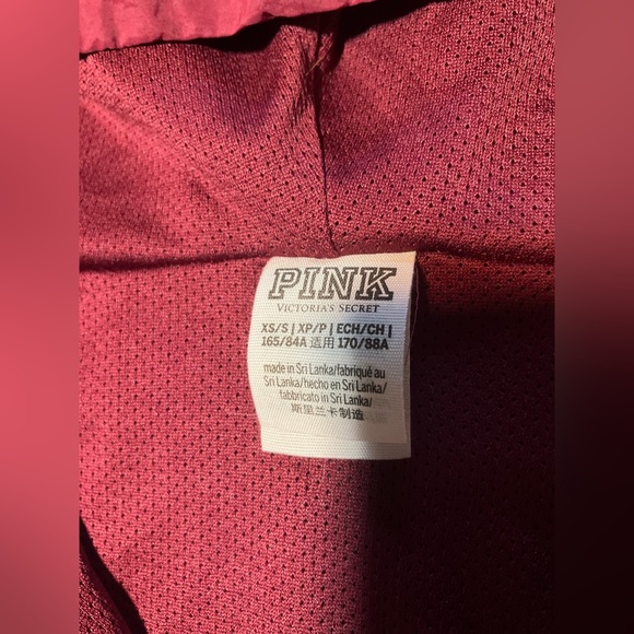 Pink Victoria secret wind breaker - Picture 4 of 8